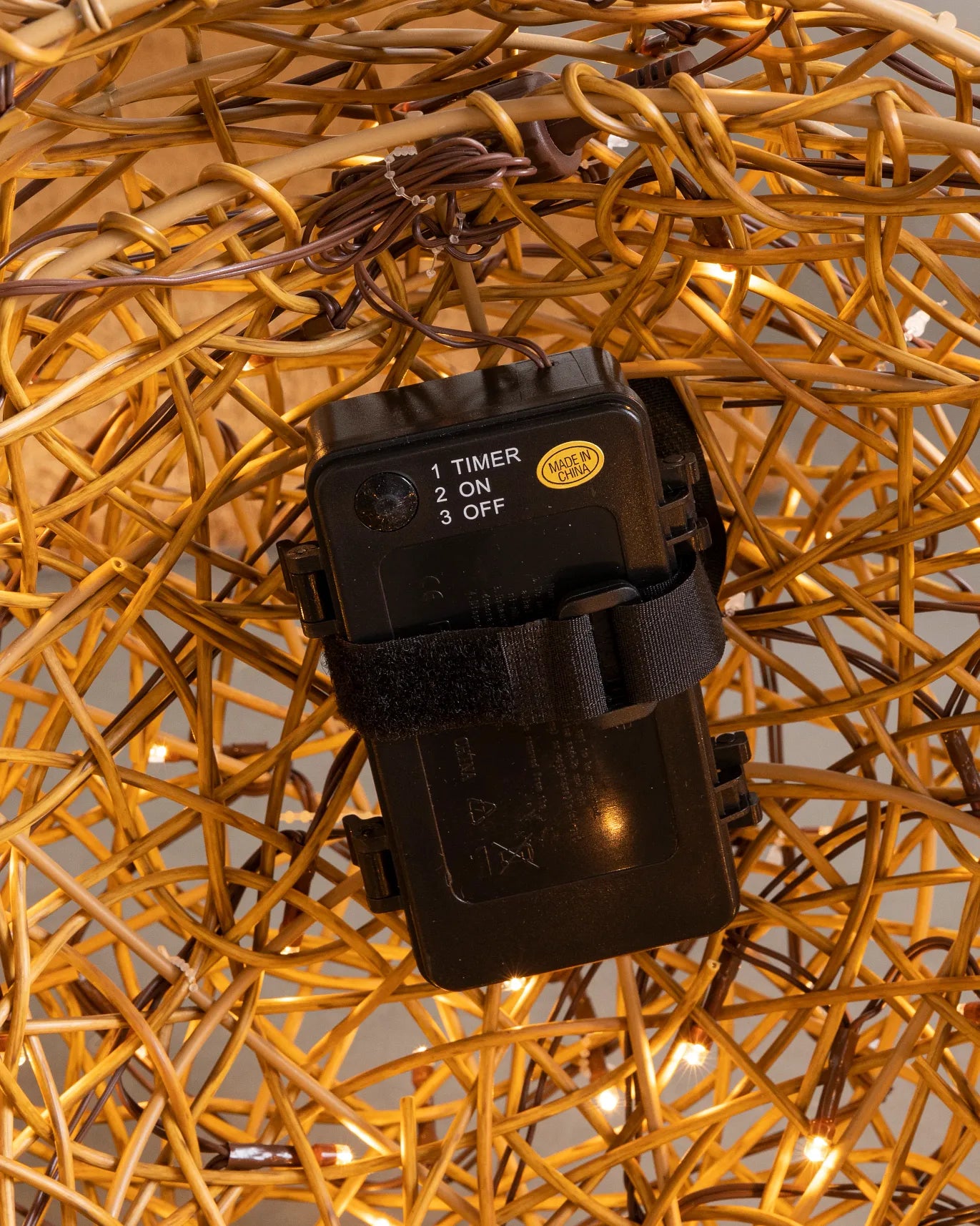 Sculture di filo illuminate per esterni