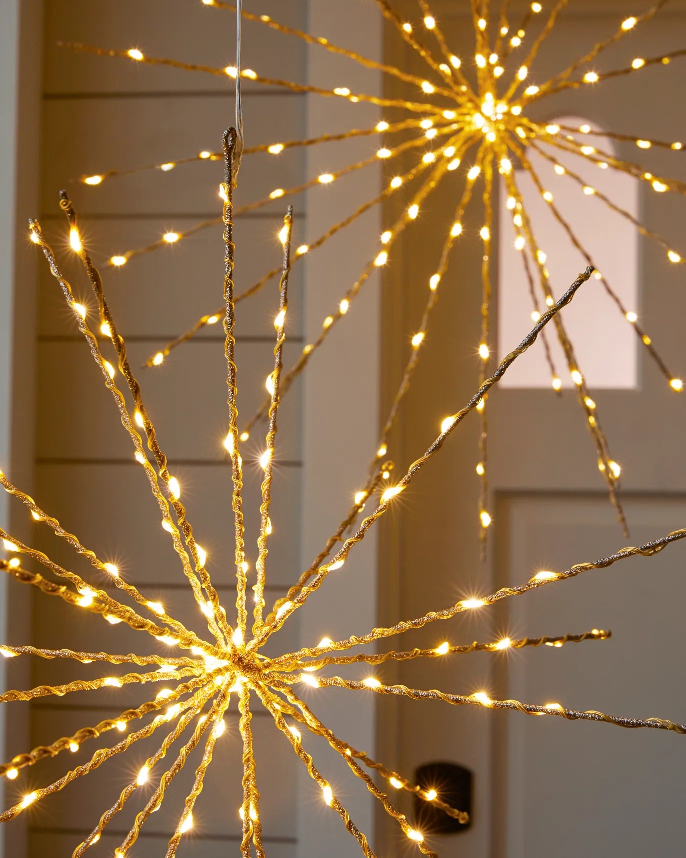 Outdoor Starburst Lights Champagne