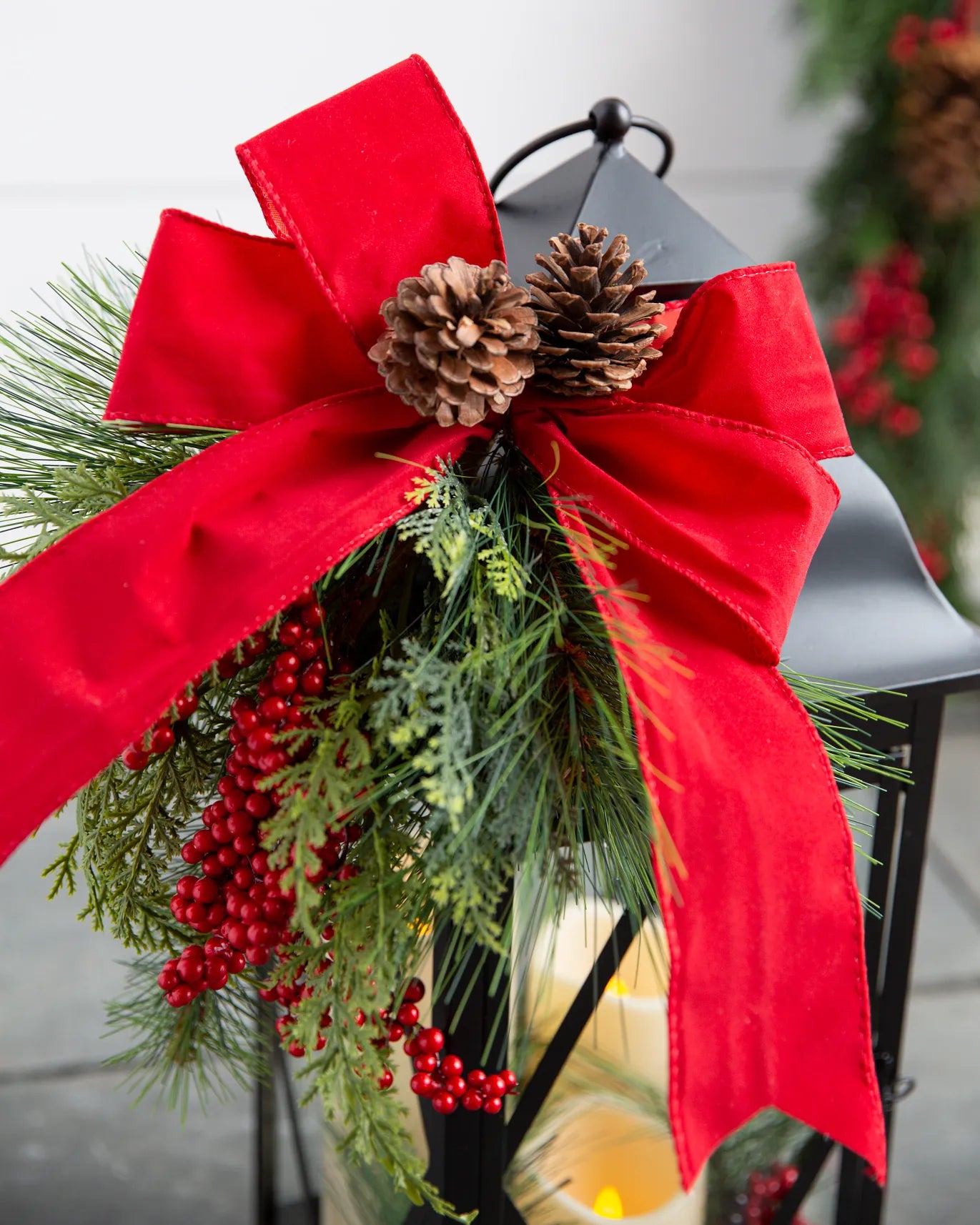 Lanterna classica con candela