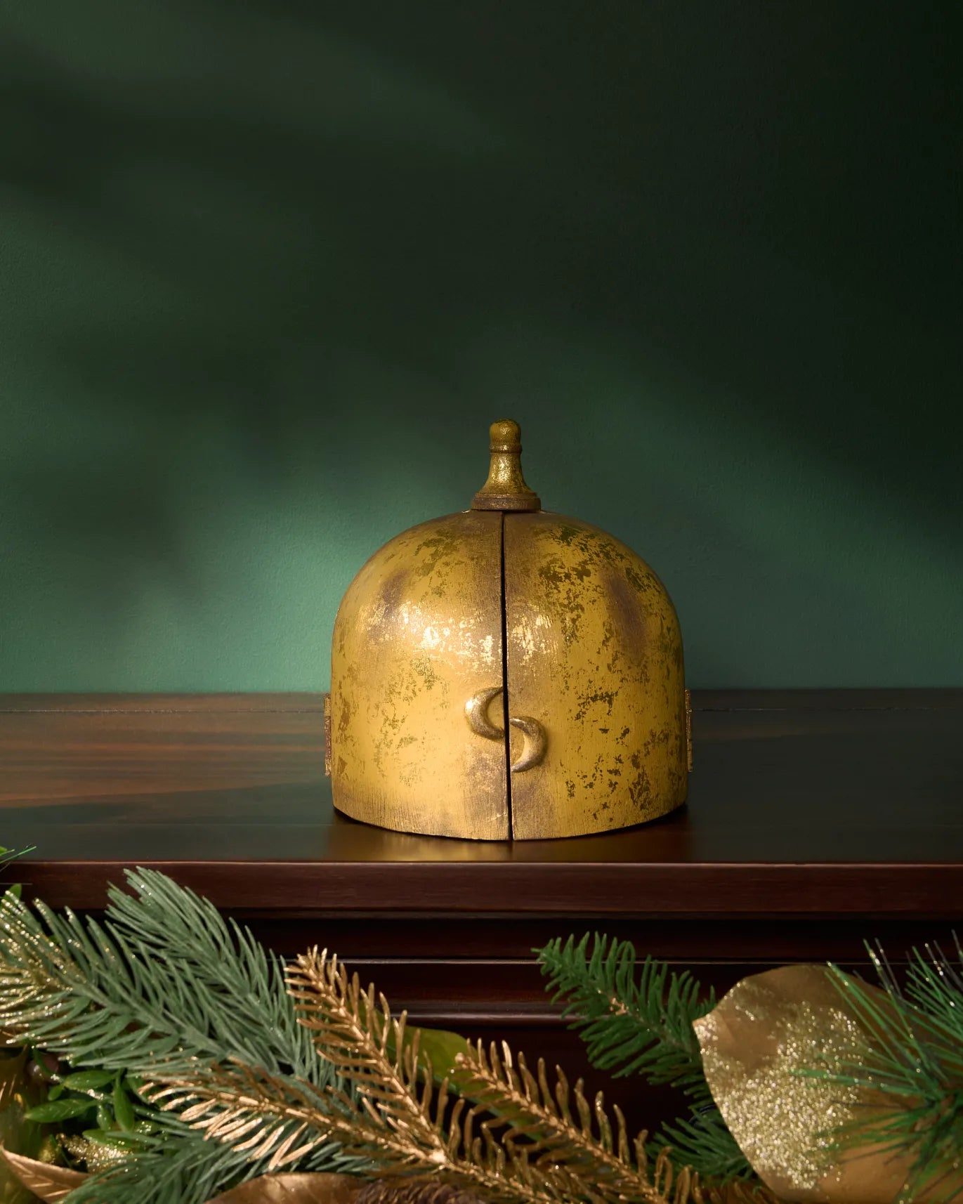 Antiqued Dome Nativity Set