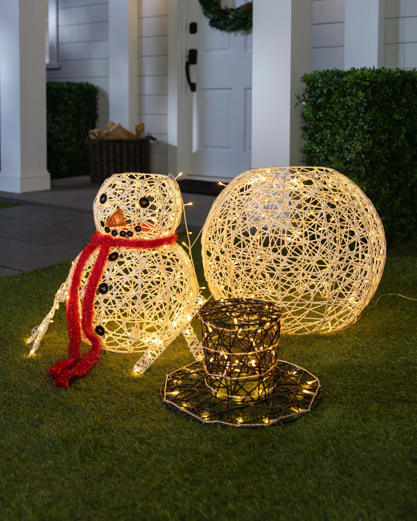 Outdoor Lit LED Wintry Wonder Snowman