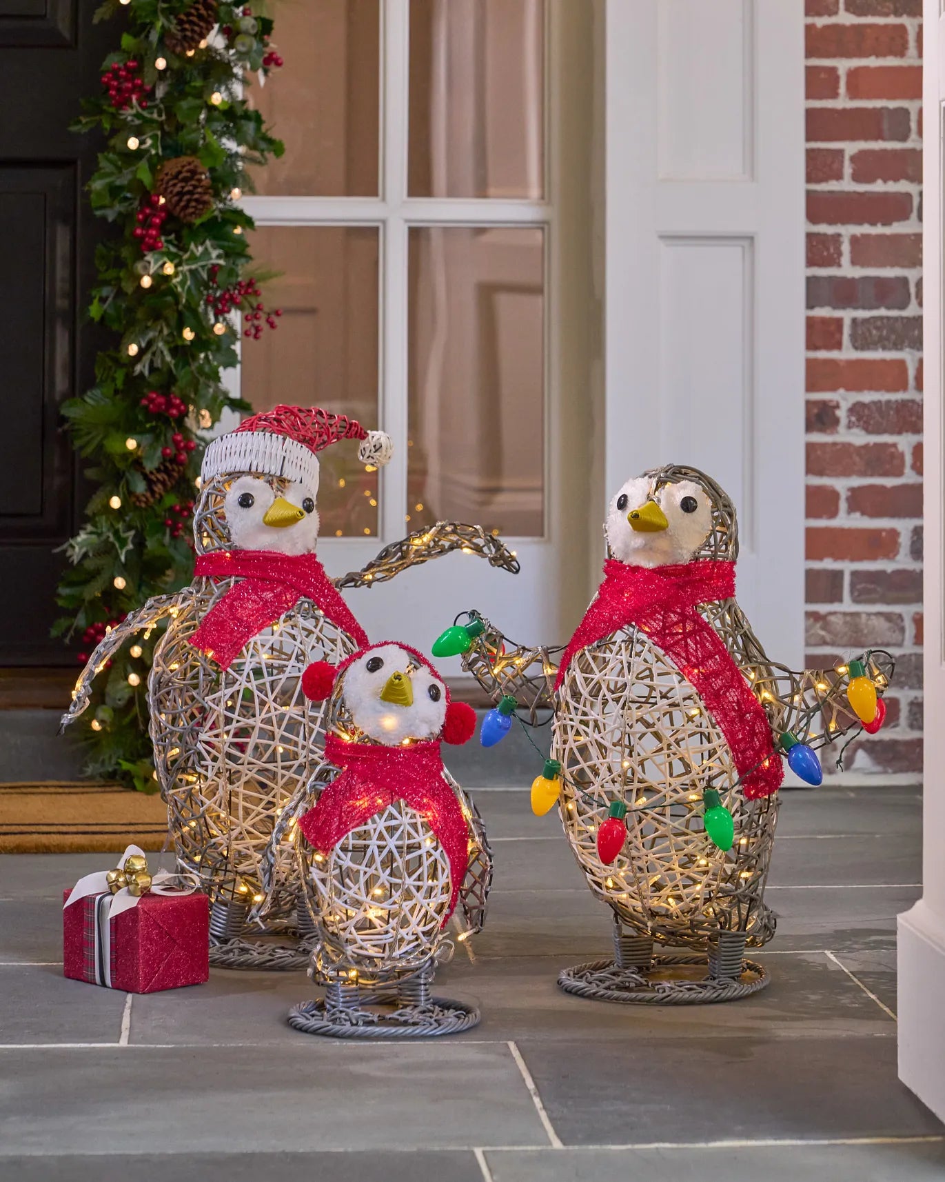 Outdoor Lit All-Weather Wicker Festive Penguin Family