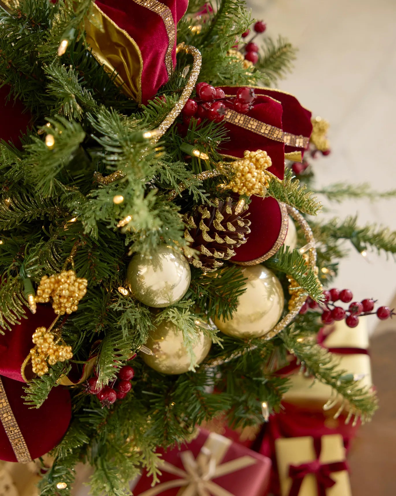 Royal Heirloom Foliage